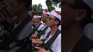Download lagu Detik”bade kena lampu jalan!!plebon i gusti ngurah alit yuda puri agung carangsari#shorts mp3 Download lagu Detik”bade kena lampu jalan!!plebon i gusti ngurah alit yuda puri agung carangsari#shorts mp3