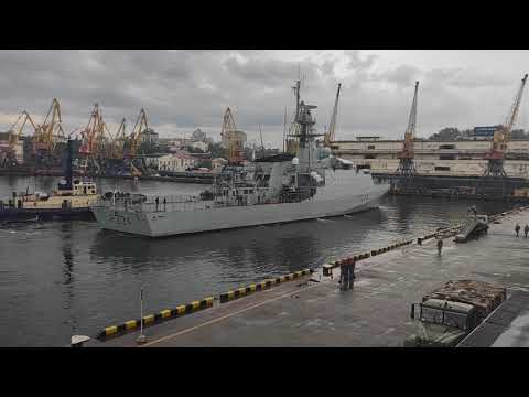 Британский патрульный корабль прибрежной зоны HMS  Trent P224 зашел в Одессу. 18.05.2021