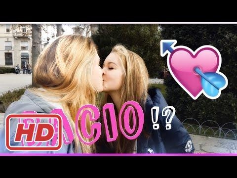 Street Magic - LESBICHE? Far Baciare Ragazze con la Magia - Stupire con la magia , Magic Cards Trick