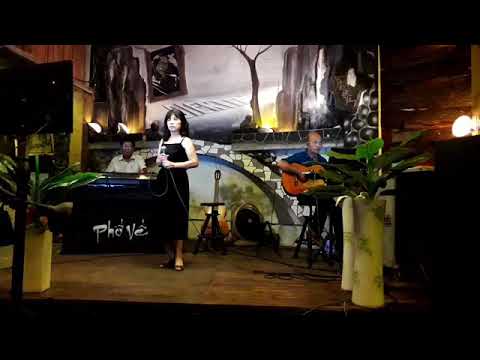 Thể hiện bởi Hoài Mỹ