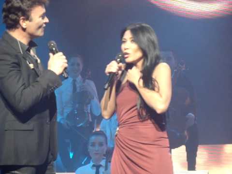 Tony Carrera Ft. Anggun - La Neige Au Sahara (Partie 1/2) (Live)
