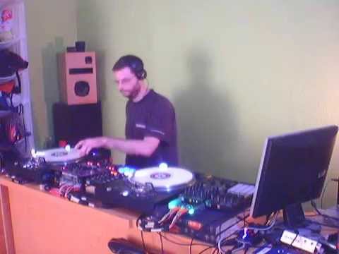pigisun - techno session - video set - 20141012 - radioimpex - studiogreen