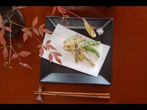 Cómo hacer tempura de sardina pequeña frita y crujiente - Cómo hacer tempura de pescado.