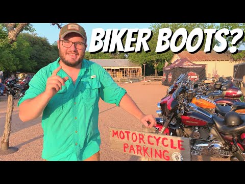 Biker Boots: What Type of Boots do Bikers Wear?