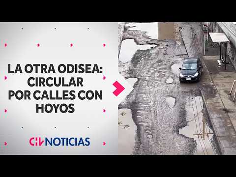 LA OTRA ODISEA: Los riesgos de circular por calles con hoyos: Enormes baches complican a buses