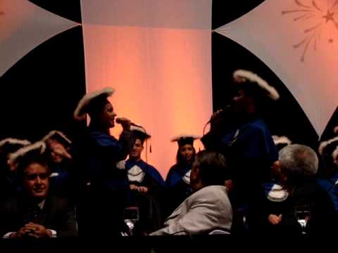 Tati and Patrick cantam na Colação de Grau [bio_ufms2007]
