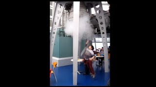 Countdown &amp; Rocket Lift off as kids jump for joy! - National Space Centre UK - THOR US Space Rocket