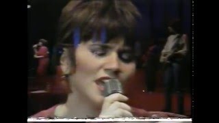 Linda Ronstadt - Can't Let Go & I Give You Anything & It's So Easy To Fall In Love  imasportsphile