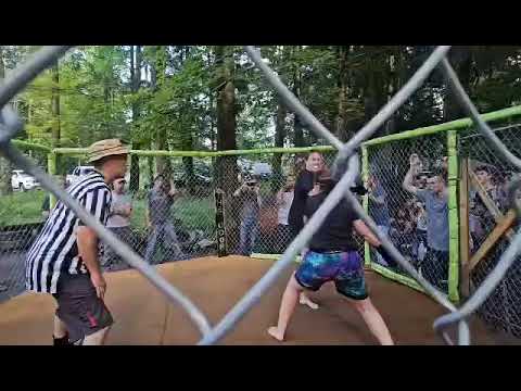 2nd ever Female fight. Shannon Vs Abigail