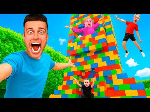 FLUCHT aus einem LEGO-, Karton- & Schaum-Gefängnis!!