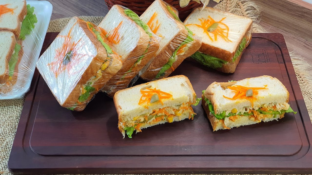 ANYONE CAN MAKE THIS RECIPE IF HAS BREAD AT HOME! INCREDIBLY EASY NATURAL SANDWICH!