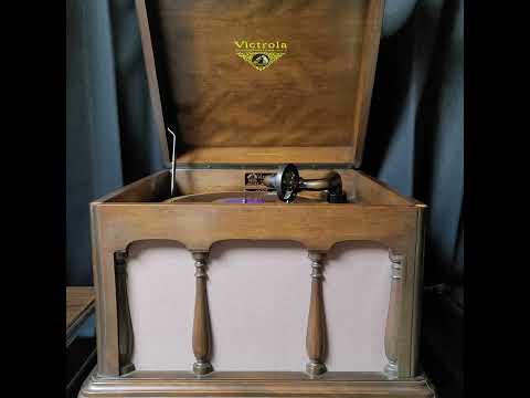 Eliot Everett and Orchestra ♪Little Man, You've Had A Busy Day♪ 78rpm. Victor VV 1 ｰ 80 phonograph.