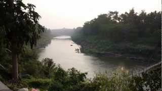preview picture of video 'Nam Khan River, Luang Prabang, Laos'