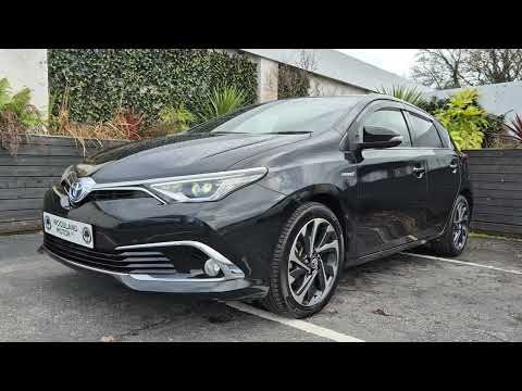 Toyota Auris 1.8 HYBRID / SOL G-PACK / TOP SPEC / - Image 2