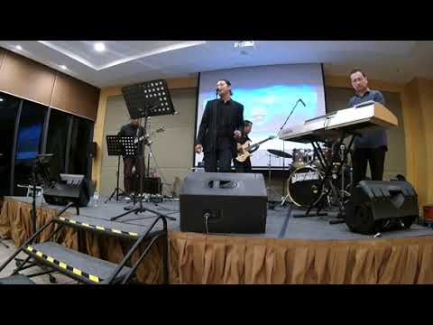 Secret Project Band - Salahkah (Tompi Cover)