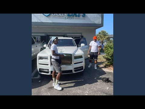 Chocolate City (feat. Money Row)