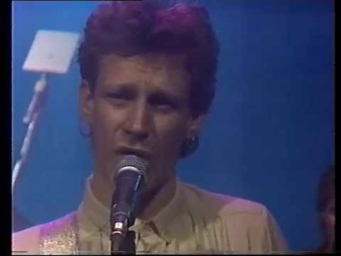 Little Heroes - One Perfect Day (live)