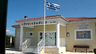 preview picture of video 'Velo, Greece (Hellas) - New School North of Old Railroad Tracks-16 April 2009'