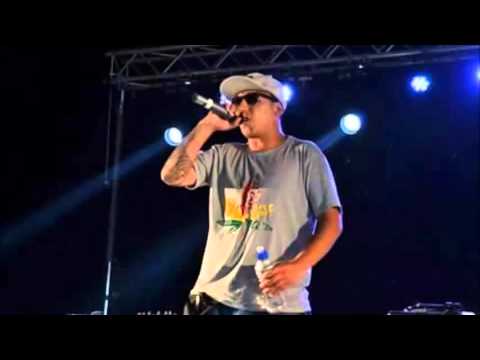 Huellas - Letristyle (19 48 Studios)