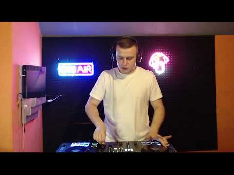 DJ OZI X DJ UZAROWSKY