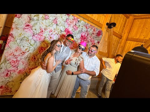 Betti & Doni esküvője | Prémium Selfie Gép Kiscsévpusztán 💍📸