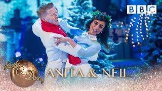Anita Rani &amp; Neil Jones Foxtrot to Walking in a Winter Wonderland - BBC Strictly 2018