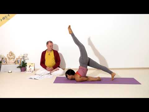 Volle Heuschrecke mit gestreckten Beinen - Yoga Asana Lexikon