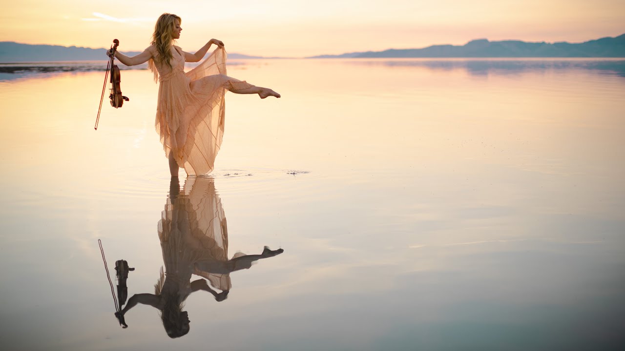 Lindsey Stirling - Angels We Have Heard On High 