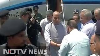 Traders refuse to meet Home Minister in violence-hit Kashmir