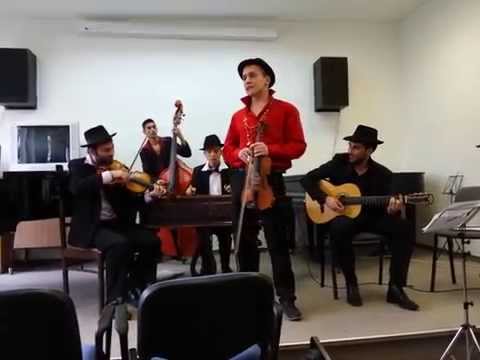 Ľudová hudba pod vedením R.Žolka - Rómske piesne (Švouč 31.3.15)