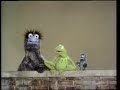 Classic Sesame Street Kermit Explains Little And Big HQ