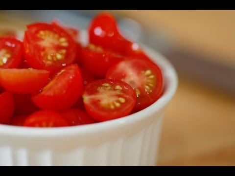 How To Slice Cherry Tomatoes In Record Time