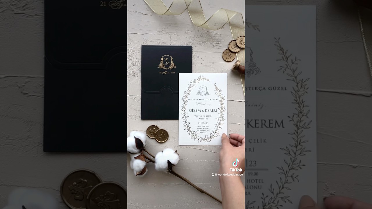 Floral Framed Black and Gold Wedding Invitation 🌿🖤✨