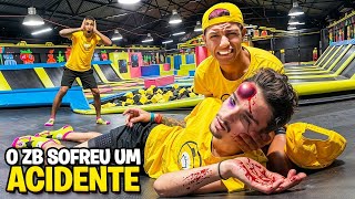 ERA PRA SER UMA NOITE NO PARQUE DE TRAMPOLIM *O ZB bateu a cabeça !