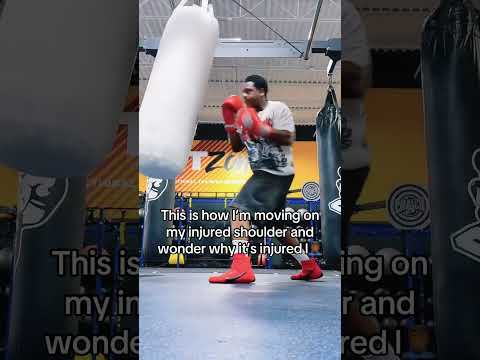 this shoulder pain not stopping me🥊…until it does #boxing #shoulderpain #boxingtraining #viral