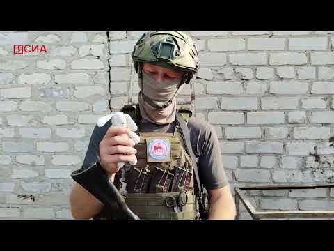 Видео: боец с позывным «Кобра» из Среднеколымского района получил письмо от девочки из Якутска