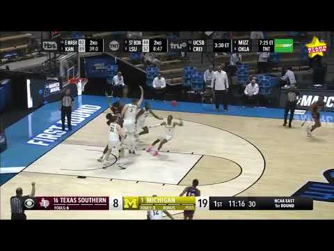 Ian Eagle recites Megan Thee Stallion lyrics at start of Michigan vs. Texas Southern game