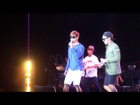 Kim Jong Kook & HaHa as TURBO - Nero & Love Is (Live - 07/12/14)