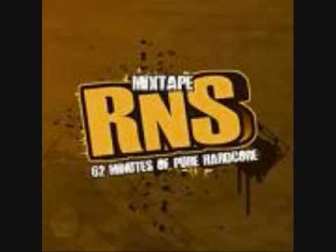 timwros feat kanonas paizei skhniko