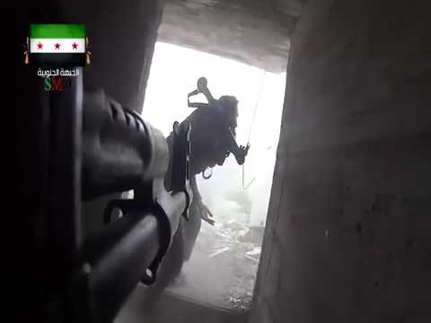 اشتباكات بين عناصر فرقة عمود حوران وقوات النظام في مدينة درعا