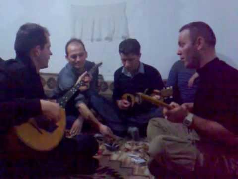 Gazmend Sadiku, Enver Vrella dhe Sabit Vrella - Ditet Po Kalojn -