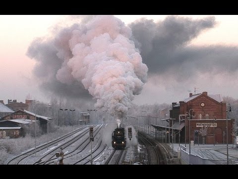 Winterdampf in der Lausitz Fotozüge mit 52 8080-5 Horka