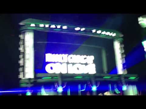 Armin Van Buuren Madison Square Garden performs Not Giving
