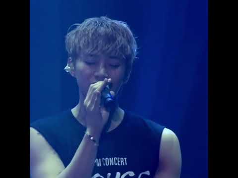 These Two Just Flirting On Stage #2pm