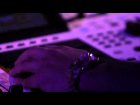 BEEASY Clubshow #1 feat. ARAABMUZIK LIVE (US) & THE CLONIOUS uvm.