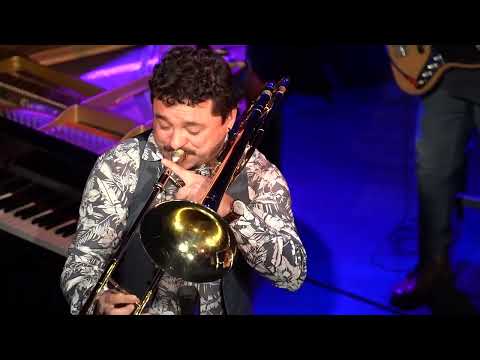ROBERTO DE OLIVEIRA 4TET (SAMBA JAZZ) - SALSA NIGHT preview thumbnail