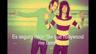 Breathe Carolina-Put Some Clothes On (Subtítulos en Español)