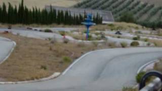 preview picture of video 'RODADA EN EL KARTING DE ALHAMA DE GRANADA'