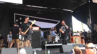 Relapsing - Beartooth live at Warped Tour 2015 in Jacksonville, FL