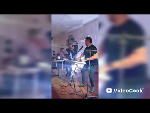 Ariel Martinez y su teclado Mágico general Alvear Mendoza Argentina 